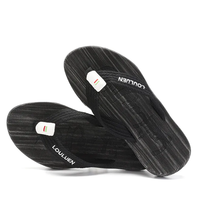 Black Men’s Flip Flops Casual Anti Slip Outdoor Beach Sandals