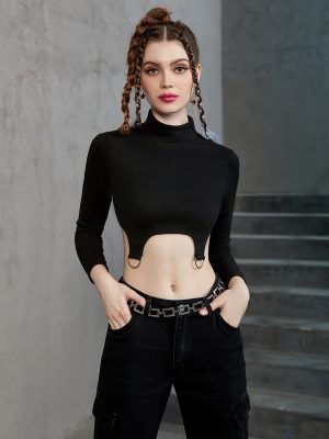 Stylish Long Sleeve Turtle Neck Sleek Everyday Top for Women on the Go - Image 4
